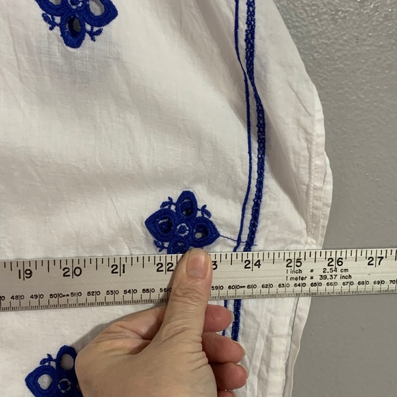 J. Crew white cotton bohemian coverup with‎ blue embroidery and tassels. Size S - Picture 7 of 7